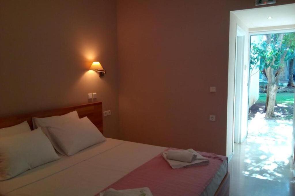 Marzi Beach And Bungalows Hotel Kokkonion Luaran gambar
