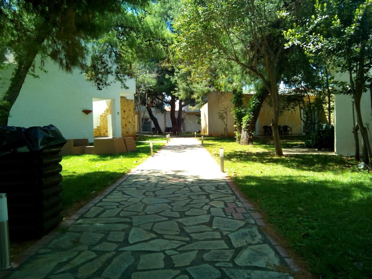 Marzi Beach And Bungalows Hotel Kokkonion Luaran gambar