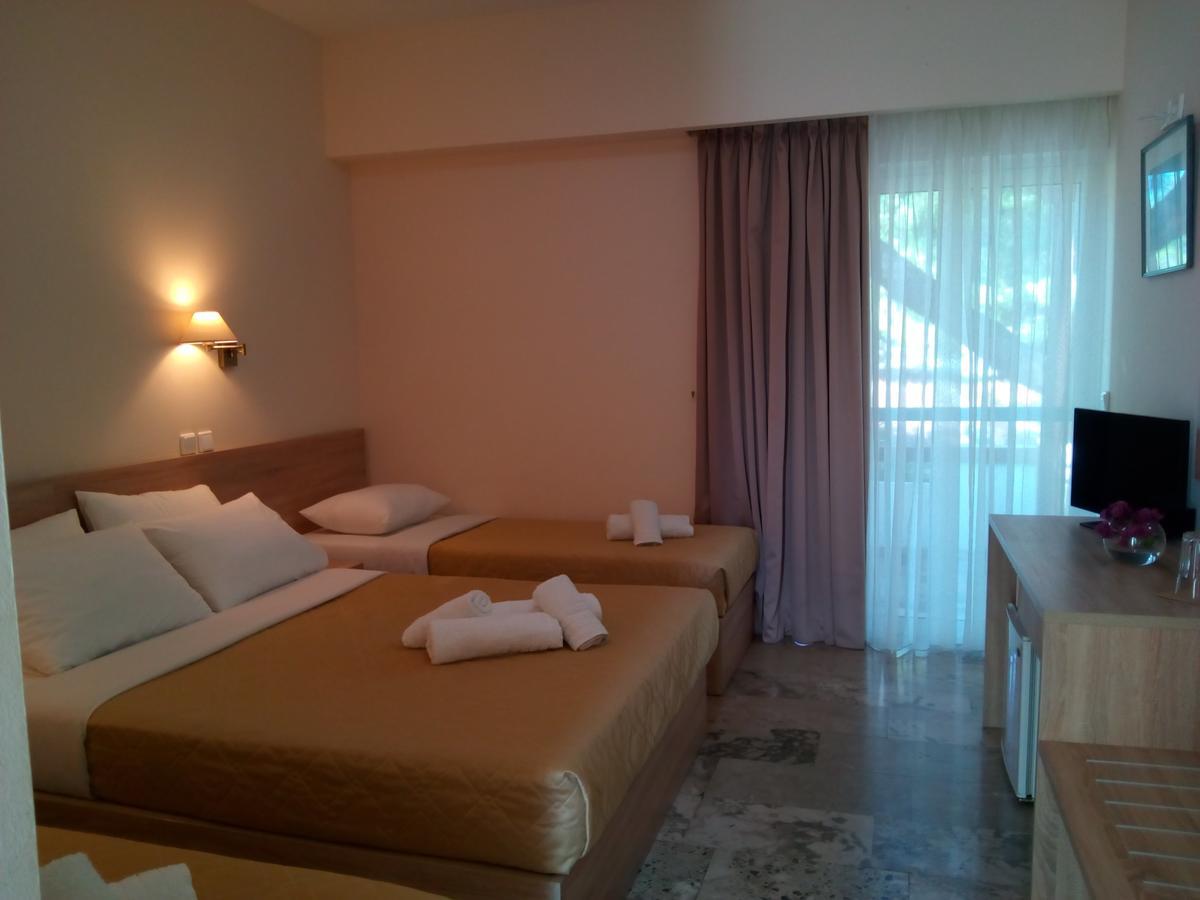 Marzi Beach And Bungalows Hotel Kokkonion Luaran gambar