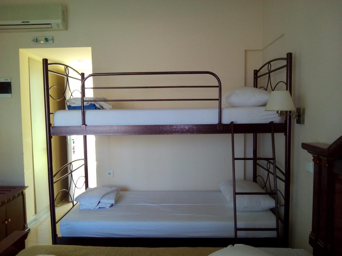 Marzi Beach And Bungalows Hotel Kokkonion Bilik gambar